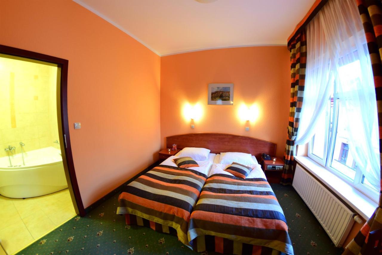 Hotel Panorama Nowy Sacz Exterior photo
