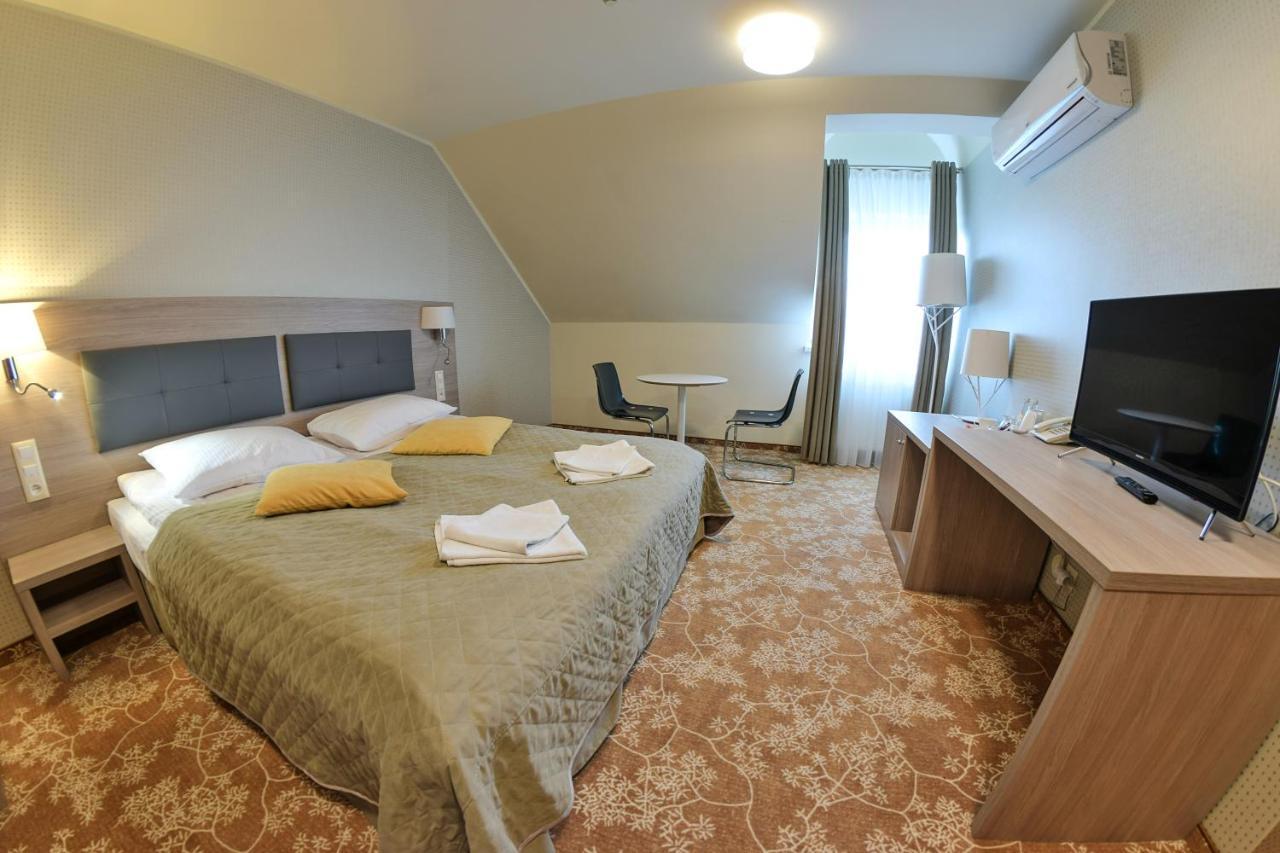 Hotel Panorama Nowy Sacz Exterior photo