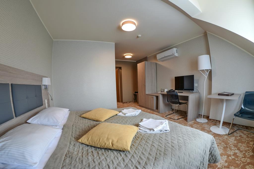 Hotel Panorama Nowy Sacz Exterior photo